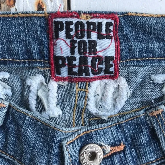 People for Peace Rare Embroidered Love Jeans - Picture 5 of 7